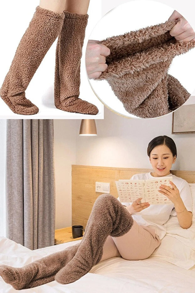 CozyFeet™ Uzun Peluş Uyku Çorabı – Yumuşacık, Kaymaz, Sıcacık Ev Konforu