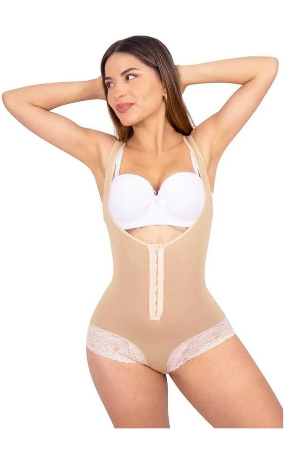 CurveLace™ Vücut Şekillendirici Korse – Çıtçıtlı, Agraflı & Dantel Detaylı İncelten Tasarım