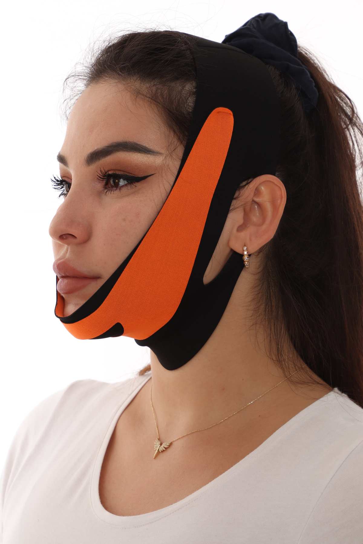 FaceContour™ Gıdı ve Çene Toparlayıcı Yüz Bandajı – Mini Lifting Etkili Ayarlanabilir Maske