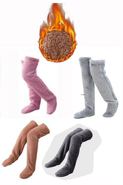 CozyFeet™ Uzun Peluş Uyku Çorabı – Yumuşacık, Kaymaz, Sıcacık Ev Konforu